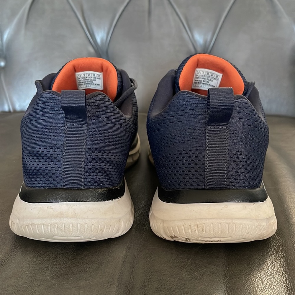 Skechers Lite-Weight Memory Foam - image 4